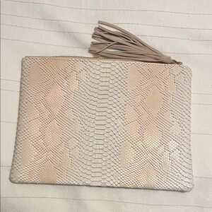 Elegant Cream Clutch with Tassel